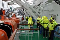 [#068] livb�tar, �vning, m�nniskor, fartyg, livv�star, orange, gul, hurtigruten