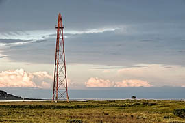 Luftskeppsmasten i Vads&ouml;, gr&ouml;nska, moln, horisont