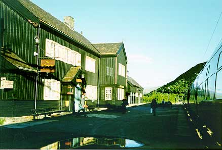 Hjerkinn station